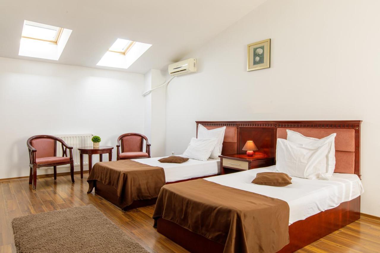 Lira Pacific Aparthotel Constanţa Extérieur photo