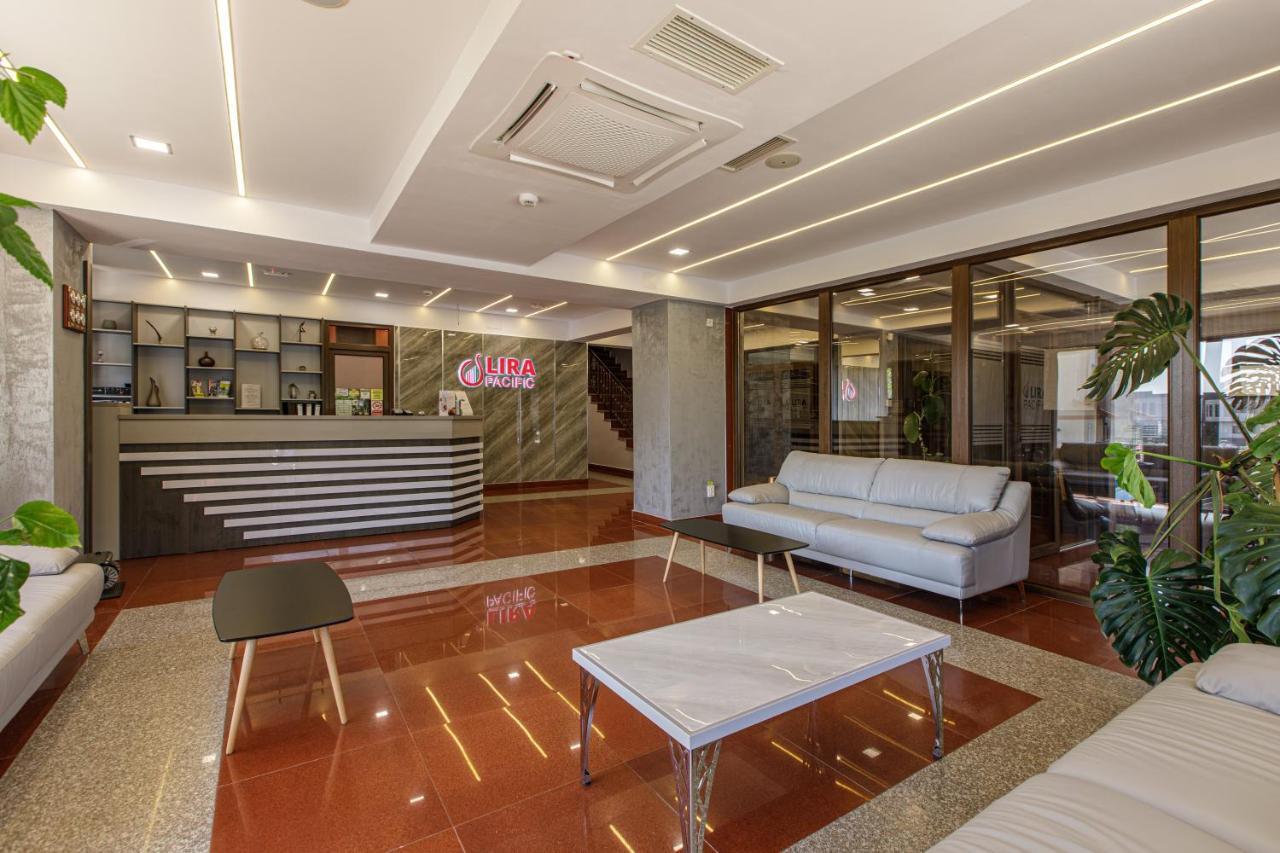 Lira Pacific Aparthotel Constanţa Extérieur photo