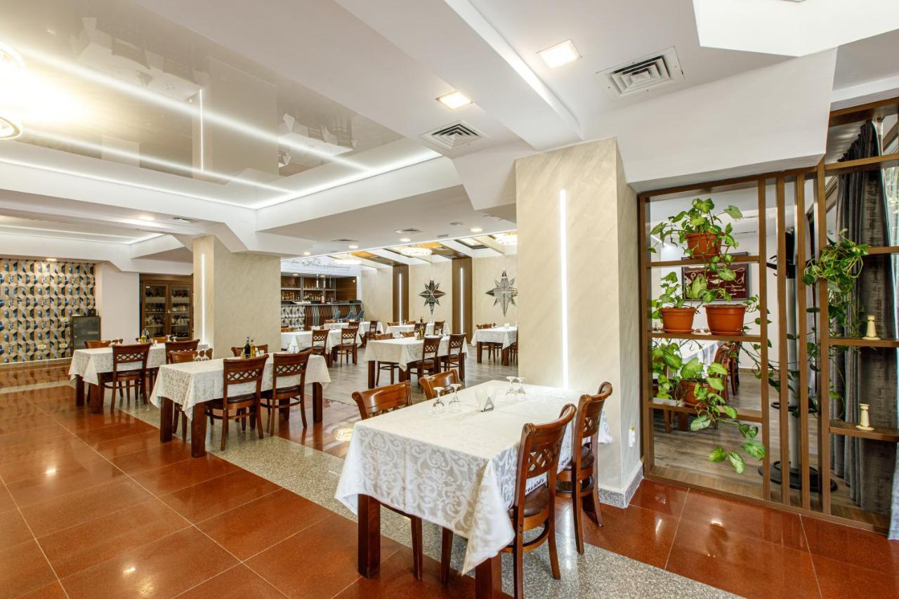 Lira Pacific Aparthotel Constanţa Extérieur photo