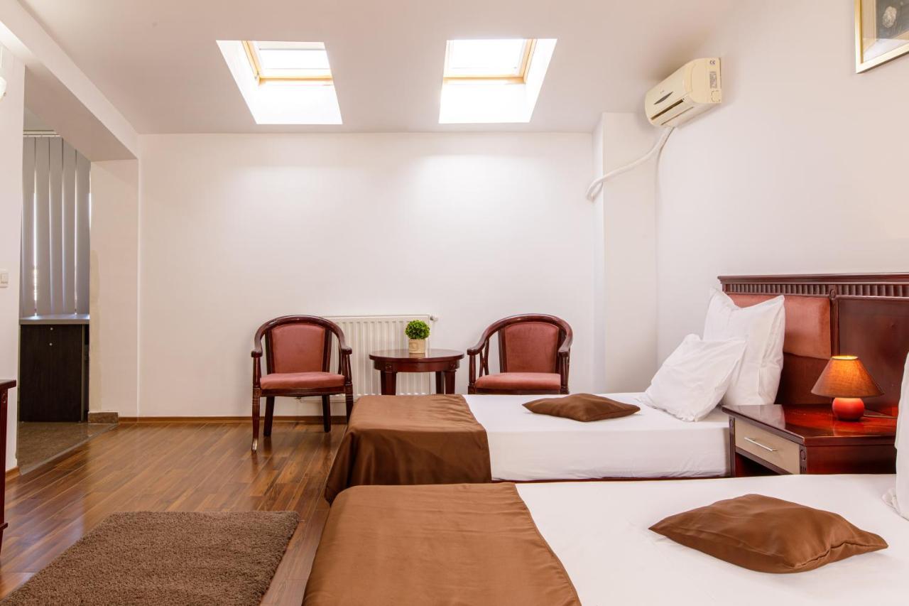 Lira Pacific Aparthotel Constanţa Extérieur photo