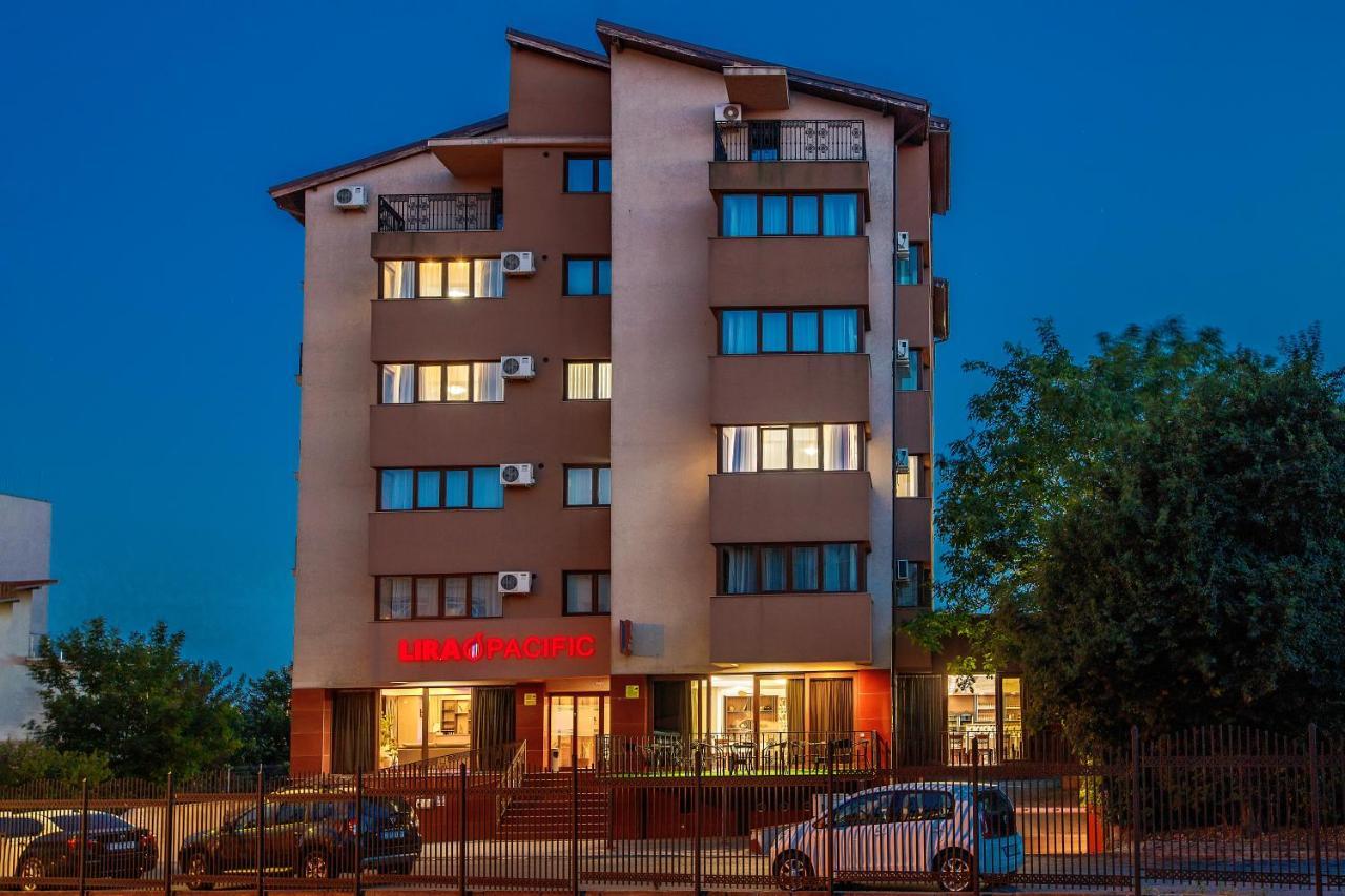 Lira Pacific Aparthotel Constanţa Extérieur photo