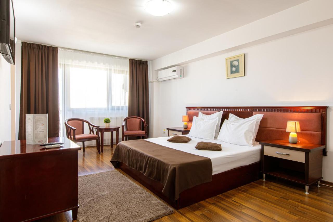 Lira Pacific Aparthotel Constanţa Extérieur photo