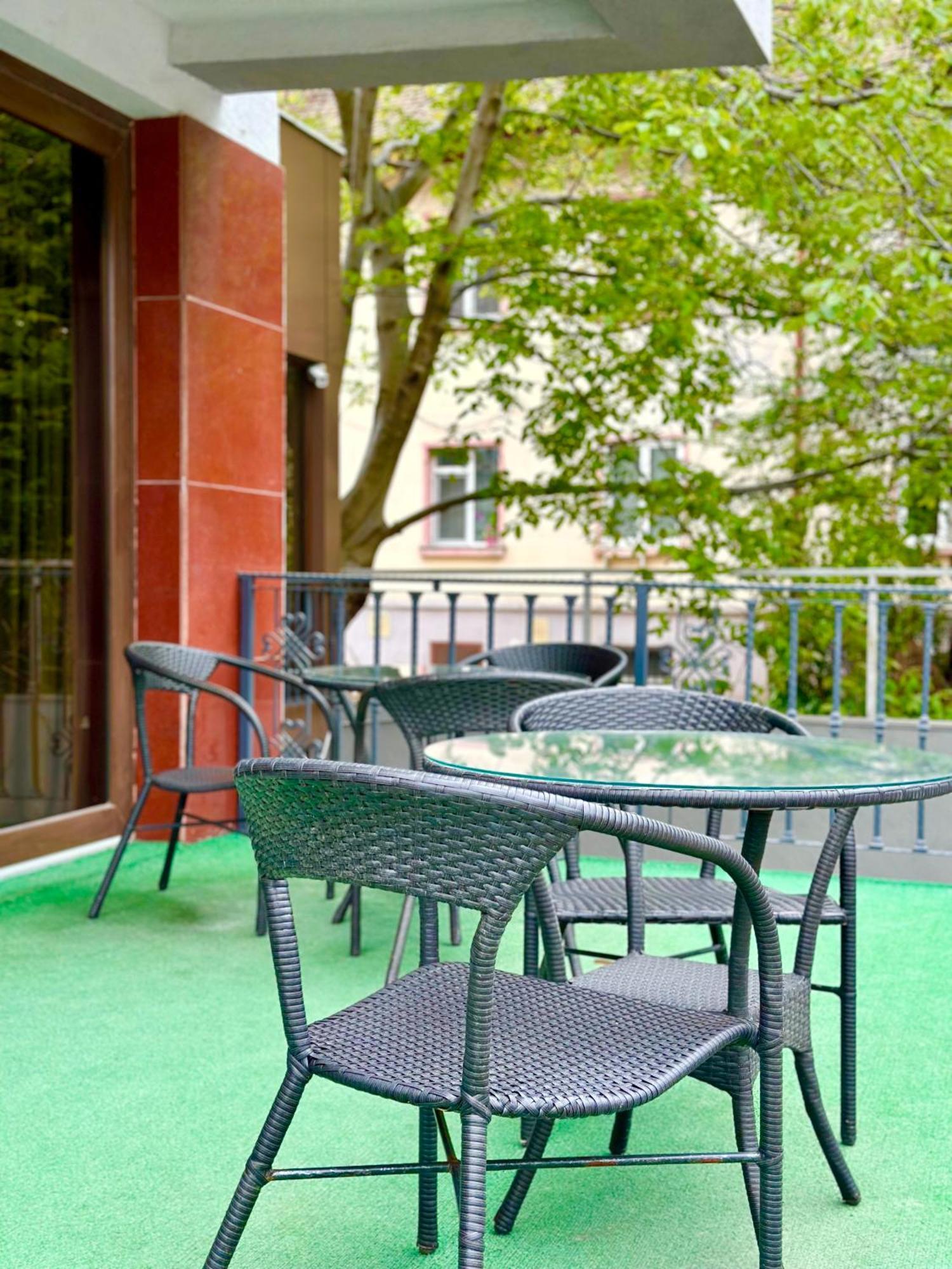 Lira Pacific Aparthotel Constanţa Extérieur photo
